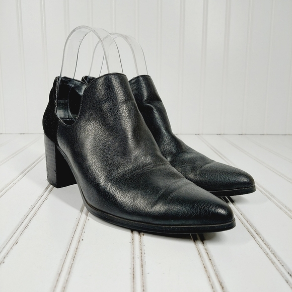 Charles David Black Leather Slip On Cut Out Block Heel Ankle Boots D833 - Picture 3 of 13